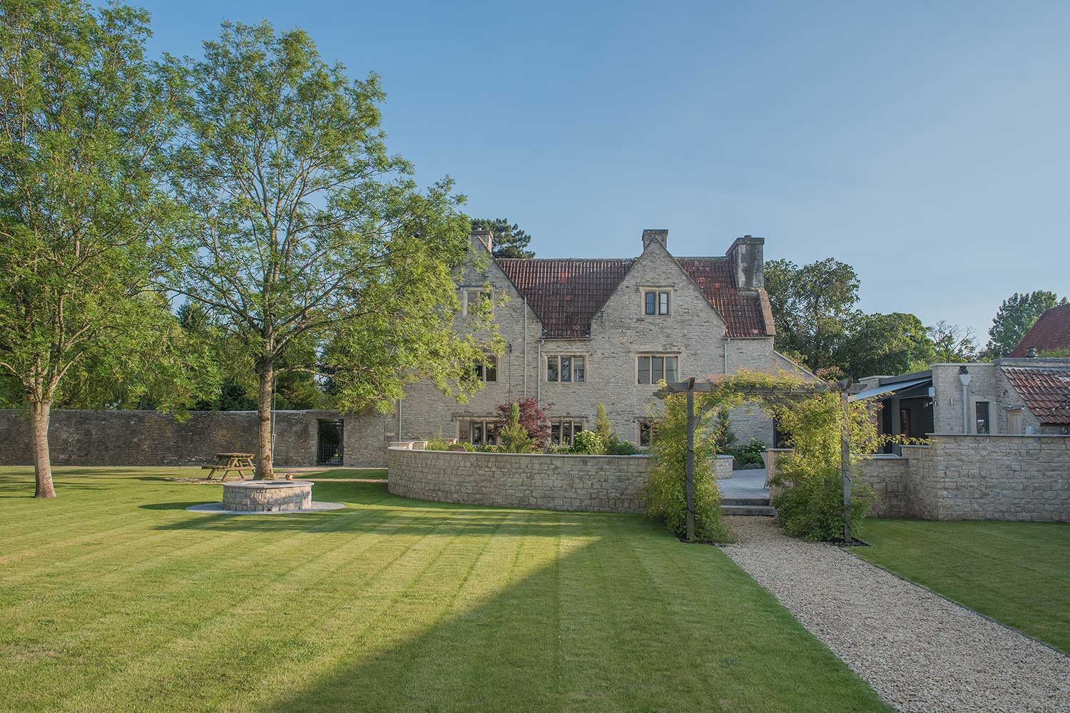 Selby Landscapes | Moat House | large garden view